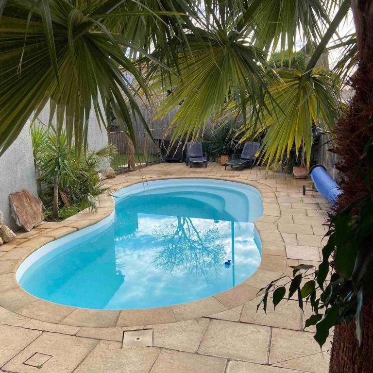 L'Échappée Belle 3 étoiles - Piscine, Jardin et Pool-house - Proche Cité - Three-Bedroom Villa - 23