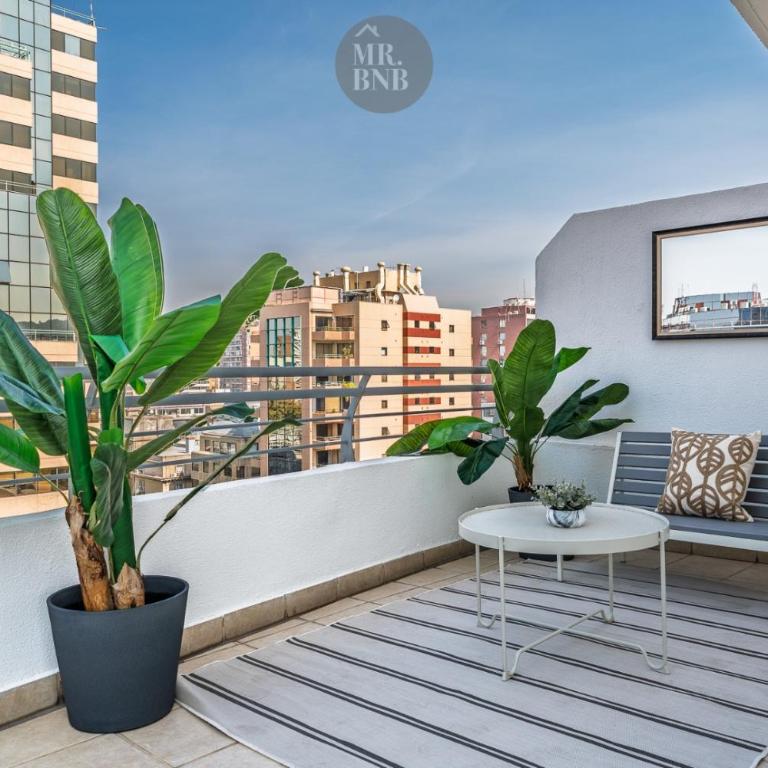 Nueva Lyon Apartments by Mr BnB - Two-Bedroom Apartment with Terrace - 10