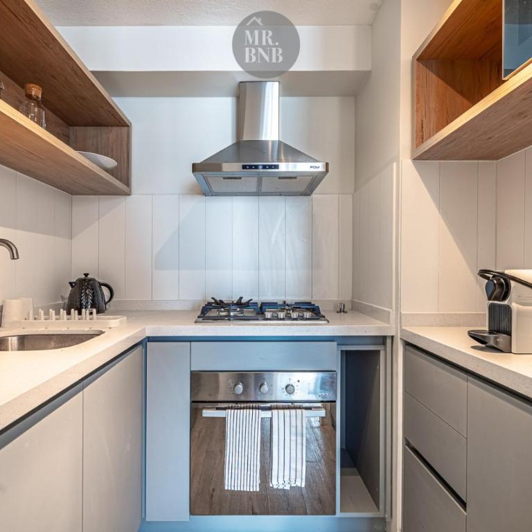 Nueva Lyon Apartments by Mr BnB - Two-Bedroom Apartment with Terrace - 14