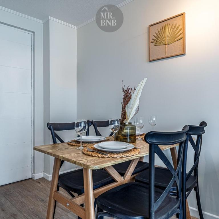 Nueva Lyon Apartments by Mr BnB - Two-Bedroom Apartment with Terrace - 16