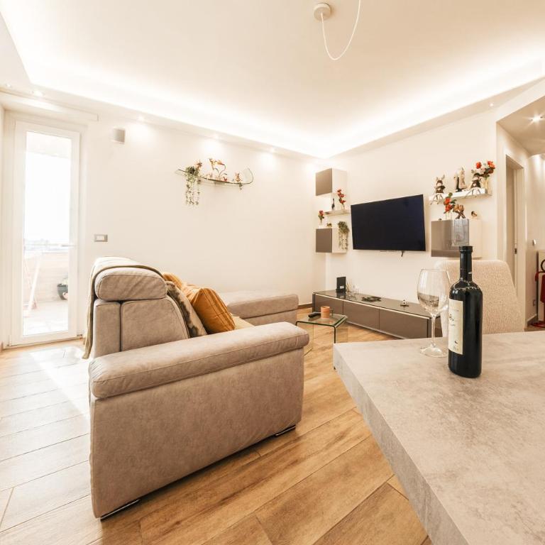 Polonghera Residence - Alps Skyline & Polytechnic - Two-Bedroom Apartment - 5