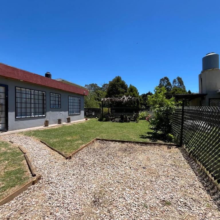 Alquiler temporario CG - One-Bedroom House - 2