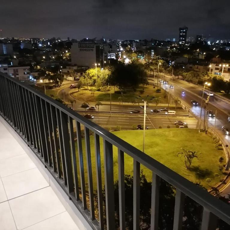 cozy apartment with swimming pool parking includ - Three-Bedroom Apartment - 5