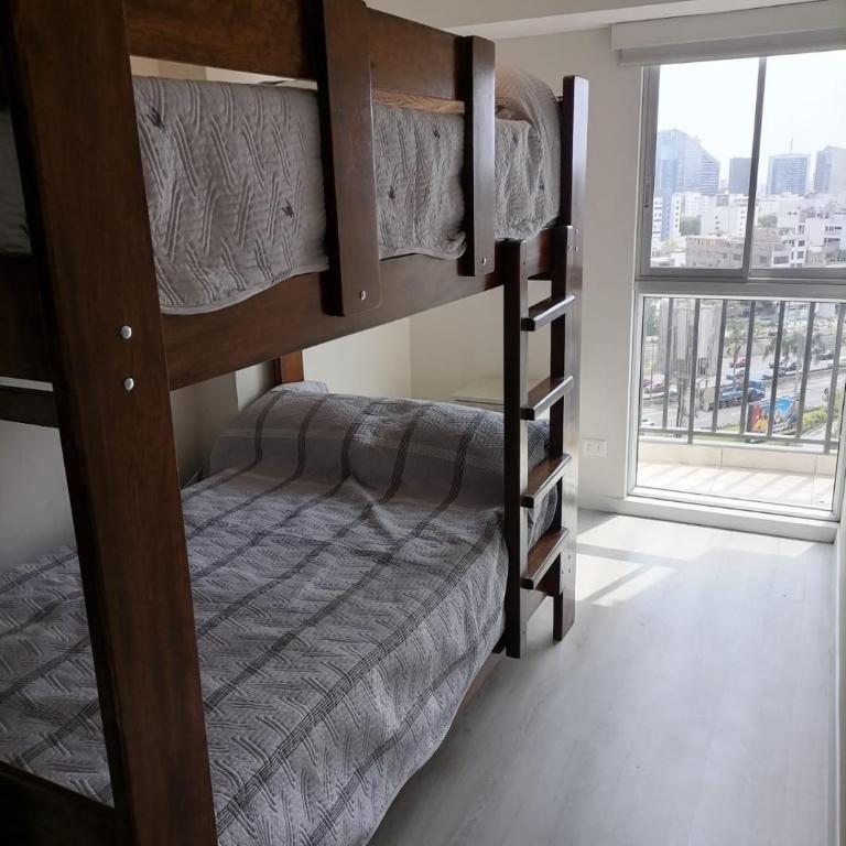 cozy apartment with swimming pool parking includ - Three-Bedroom Apartment - 15