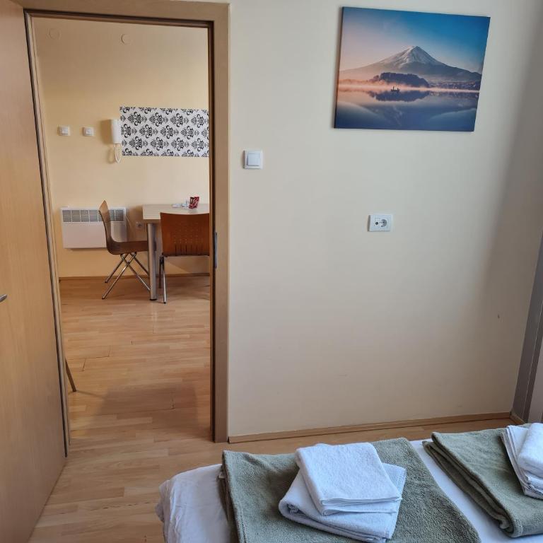 Cosy apartment Marina - Deluks Dvokrevetna Soba s Bračnim Krevetom (2 odrasle osobe + 1 dete) - 6