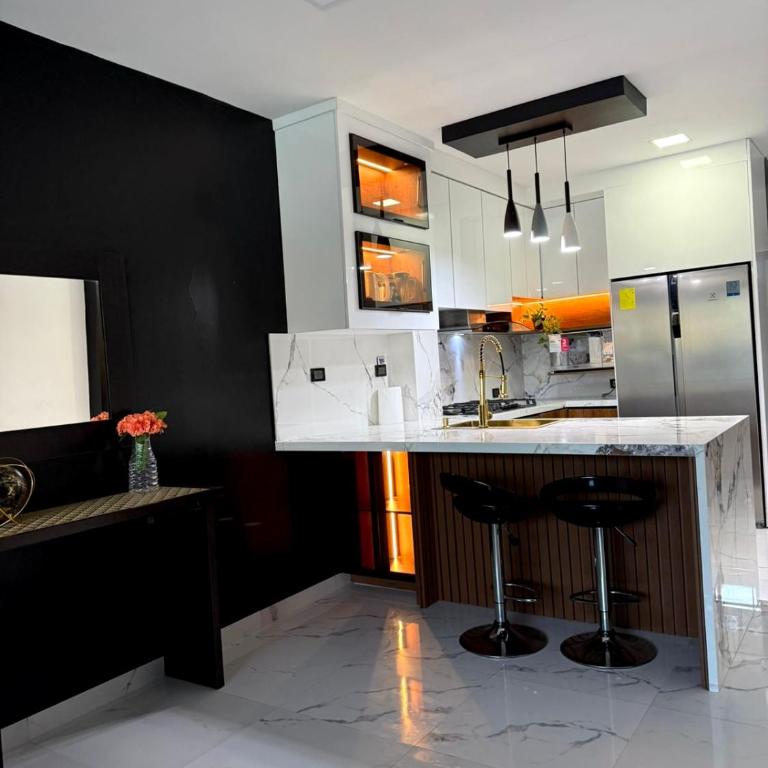 Jeanael suites - One-Bedroom Apartment - 1