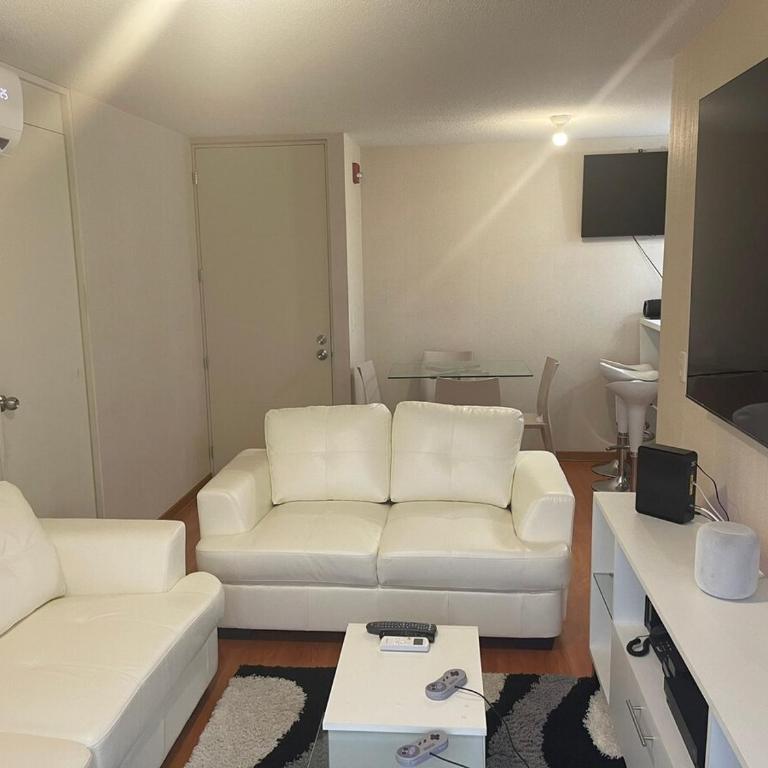 New Apartment near the airport with parking - Three-Bedroom Apartment - 13