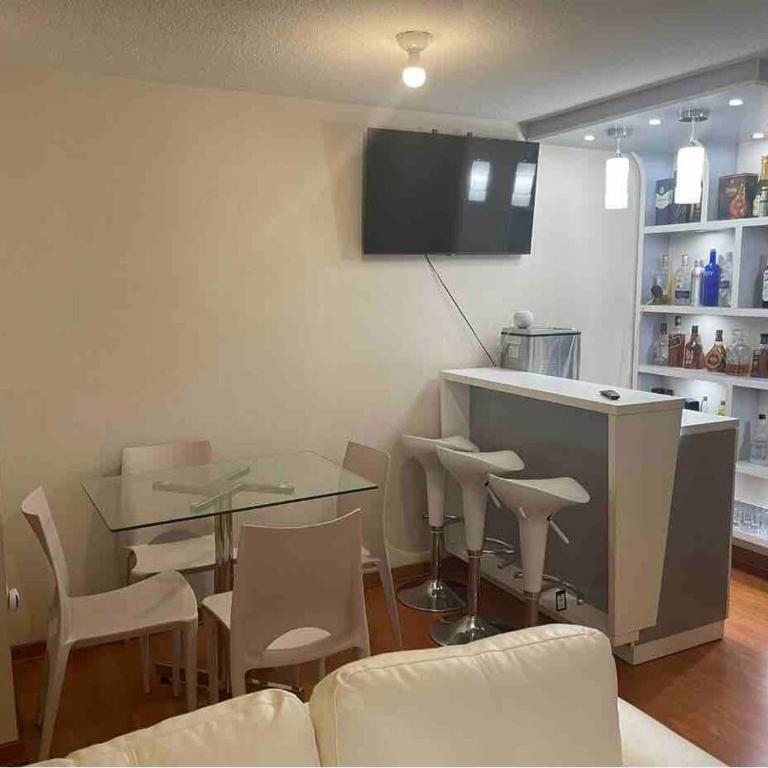 New Apartment near the airport with parking - Three-Bedroom Apartment - 18