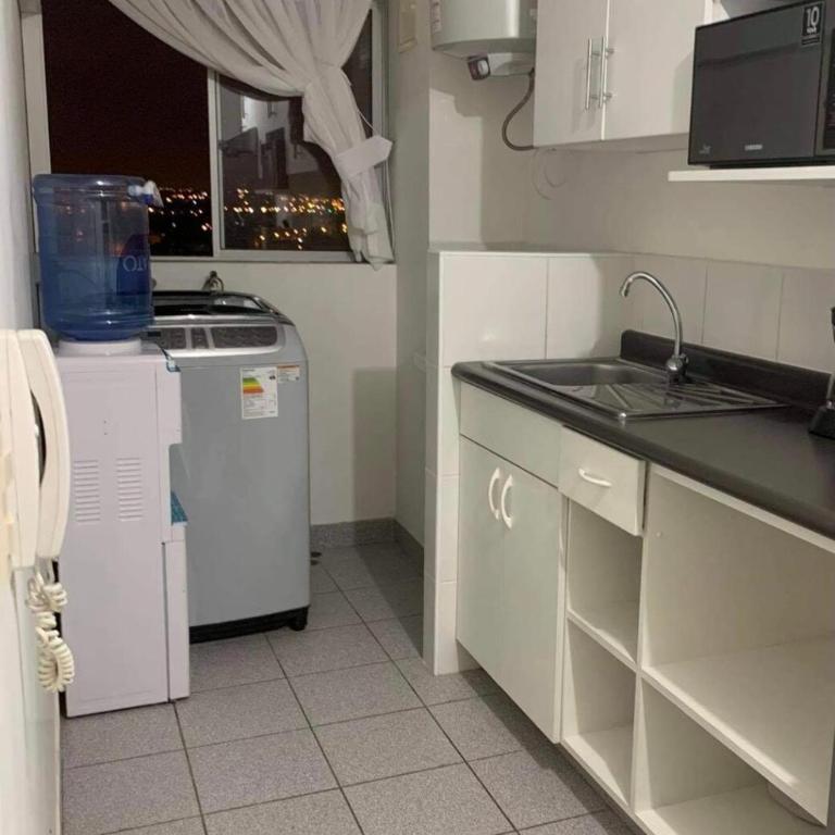 New Apartment near the airport with parking - Three-Bedroom Apartment - 19