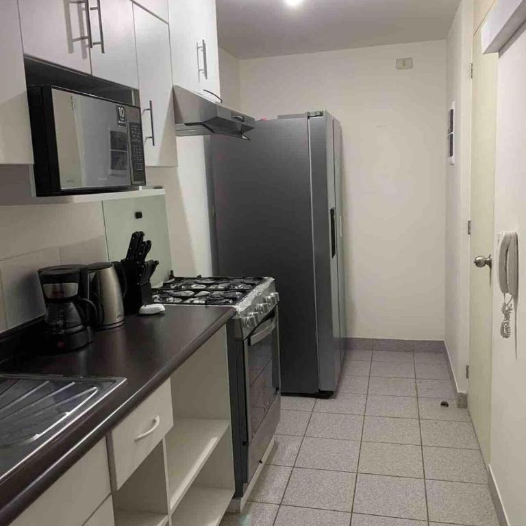 New Apartment near the airport with parking - Three-Bedroom Apartment - 20