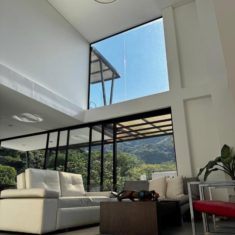 Luxury estate in San Jerónimo with infinity pool - Five-Bedroom House - 4