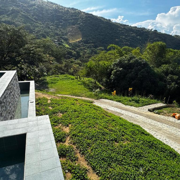 Luxury estate in San Jerónimo with infinity pool - Five-Bedroom House - 43