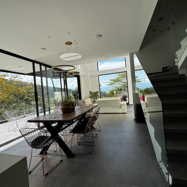 Luxury estate in San Jerónimo with infinity pool - Five-Bedroom House - 44