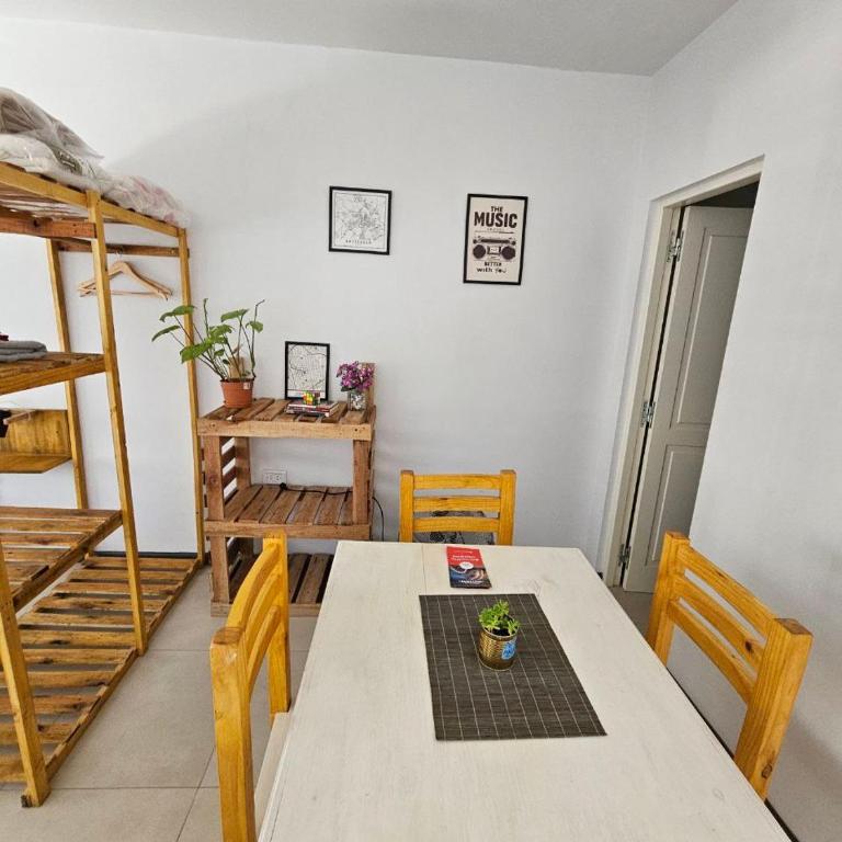 Amplio departamento monoambiente - Apartamento de 1 dormitorio - 10