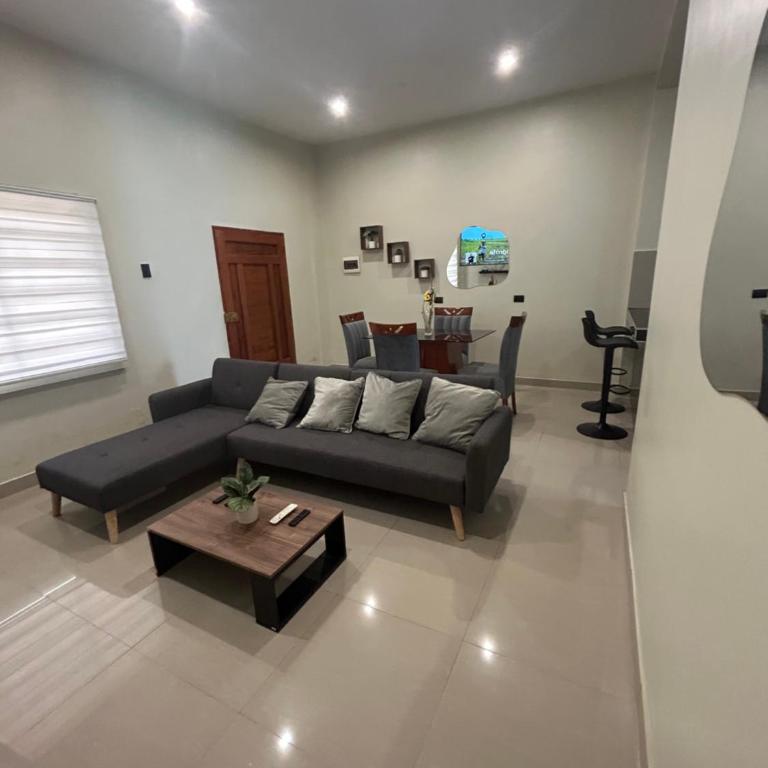 Casa Premium Iquitos 3 hab, 2 baños, Aire Acondicionado, Starlink y Cine para 6 huéspedes - Three-Bedroom House - 7