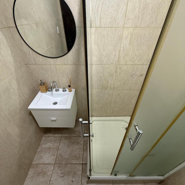hermoso departamento a estrenar frente a Punta Rasa - One-Bedroom Apartment - 9