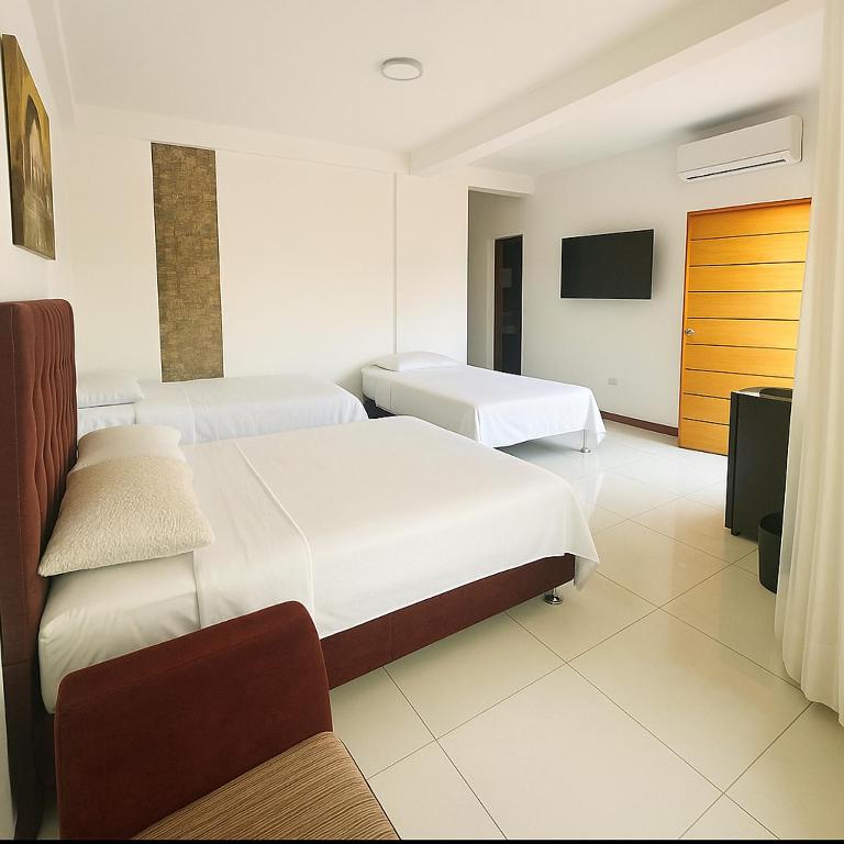 Deluxe Hotel Talara! cerca aeropuerto y centros de comercio - Habitación Familiar Deluxe - 2
