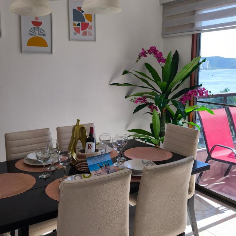 Apartamento VISTA AZUL RODADERO LAURELES 801 - Apartamento con vistas al mar - 63