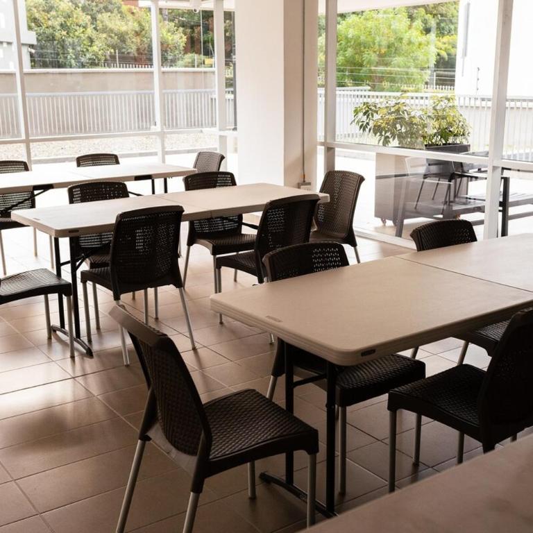 El Poblado 3 BR Family Apt with Breathtaking View - Three-Bedroom Apartment with Balcony - 44