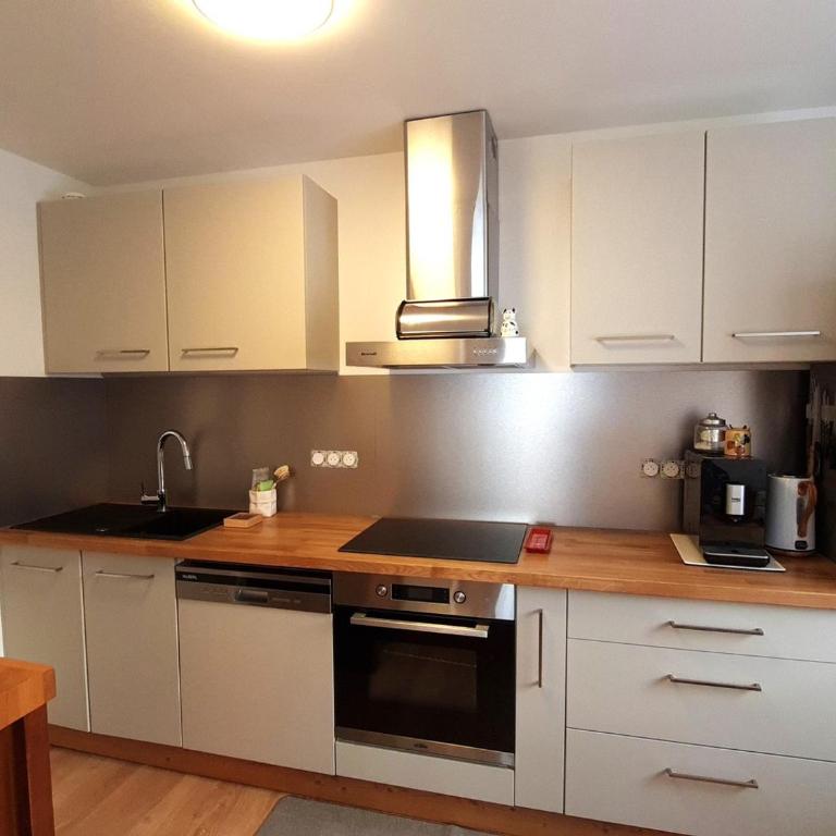 Appartement T4 au centre de La Clusaz avec balcon et WIFI - FR-1-459-252 - Apartamento - 3