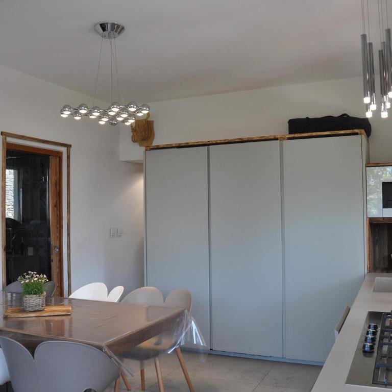 Appartement rénové 2 chambres, centre station, 300m des pistes, 6 pers, WiFi - FR-1-836-63 - Appartement - 8