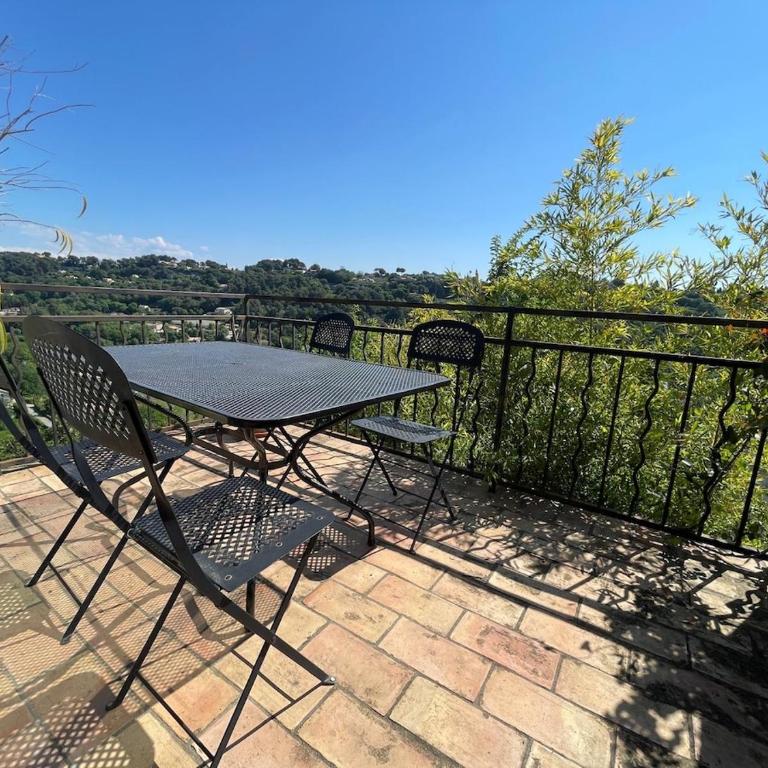 Maison atypique avec vue à Saint Paul de Vence - Villa mit 2 Schlafzimmern - 28