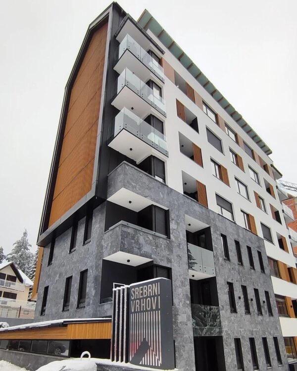 Orla - One-Bedroom Apartment - 30