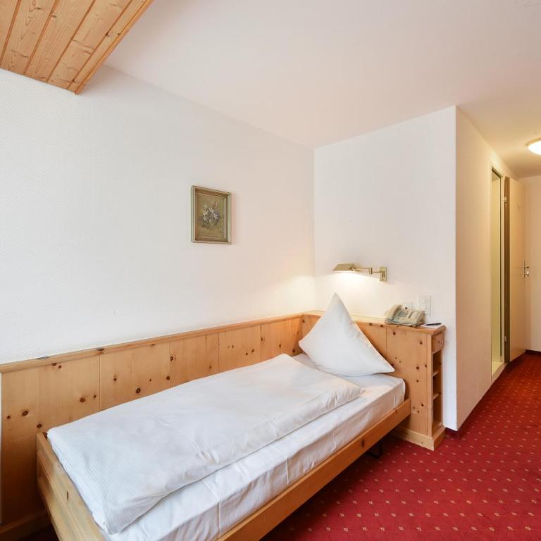 Hotel Steinbock Pontresina - Chambre Simple Standard - 2