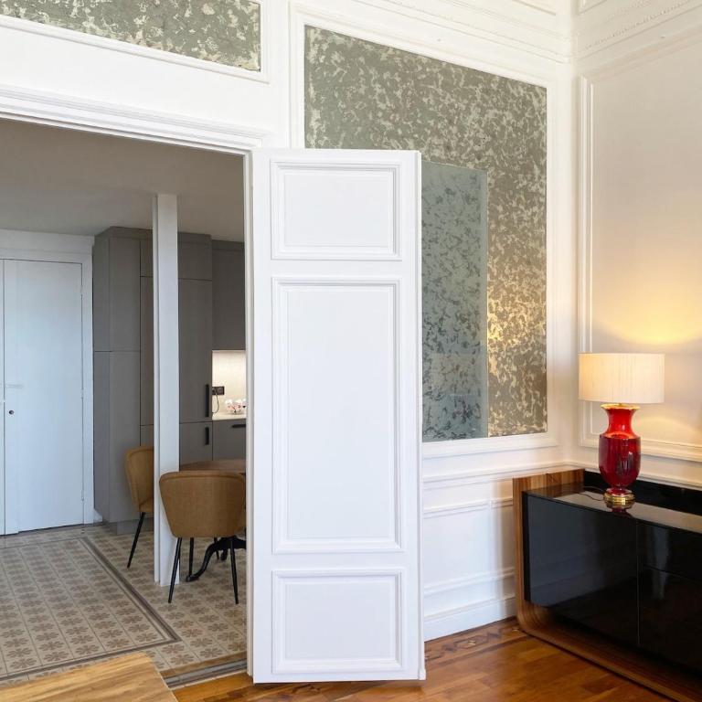Beautiful period apartment Riviera Palace - Appartement 2 Chambres - 20