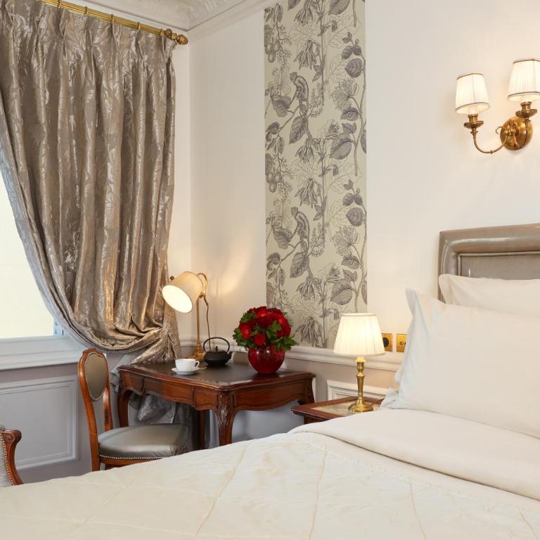 Hôtel Regina Louvre - Chambre Deluxe - 4