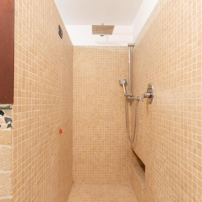 GuestHost - Comfy Flat near Ospedale Policlinico - Appartamento con 2 Camere da Letto - 21