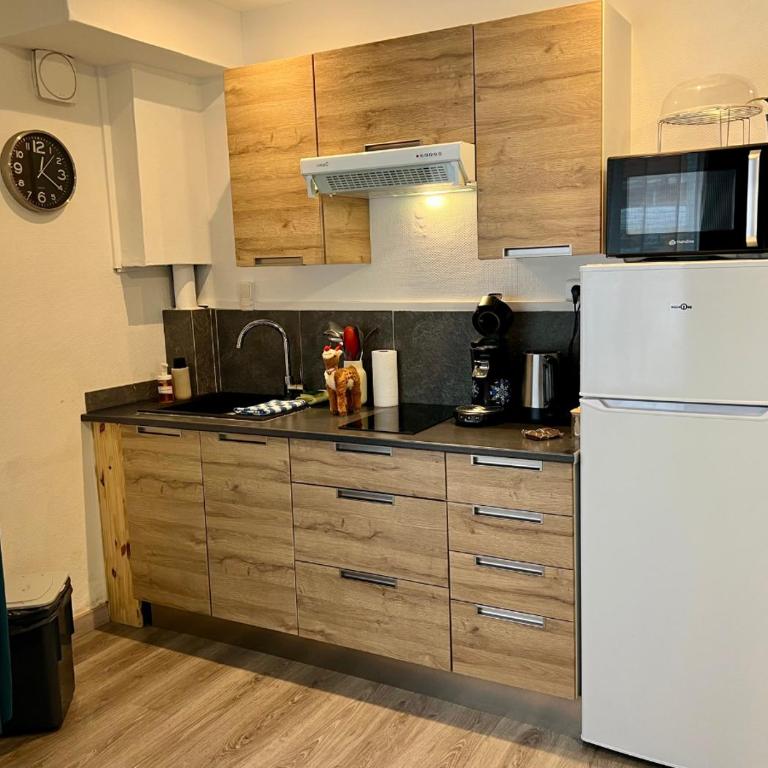 Le Vitoria- Calais Ville - gare - ferry - eurotunnel - Appartement 2 Chambres - 10