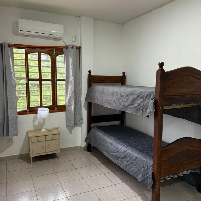 Departamento a pocos pasos de la ruta 12 - Apartamento de 2 dormitorios - 4
