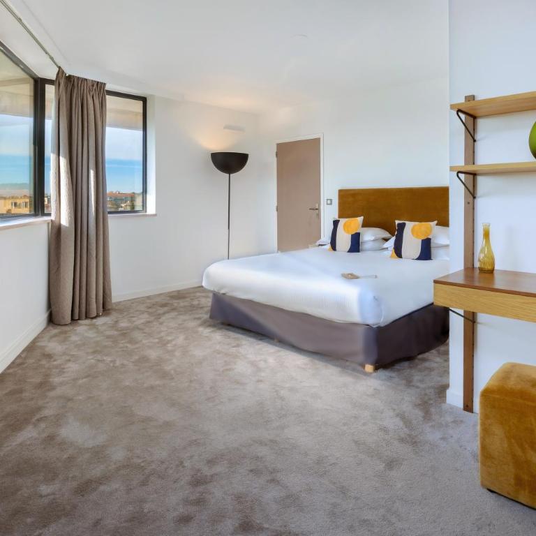 Best Western Hotel le Galice Aix-en-Provence - Chambre Lit King-Size Familiale - 7