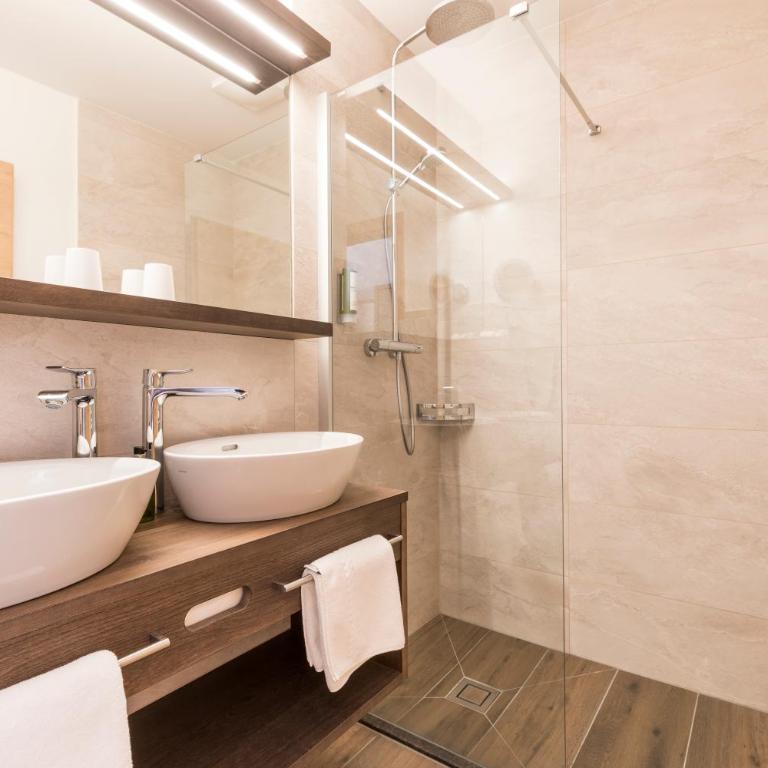 Hotel Alpenland - Großes Doppelzimmer - 5
