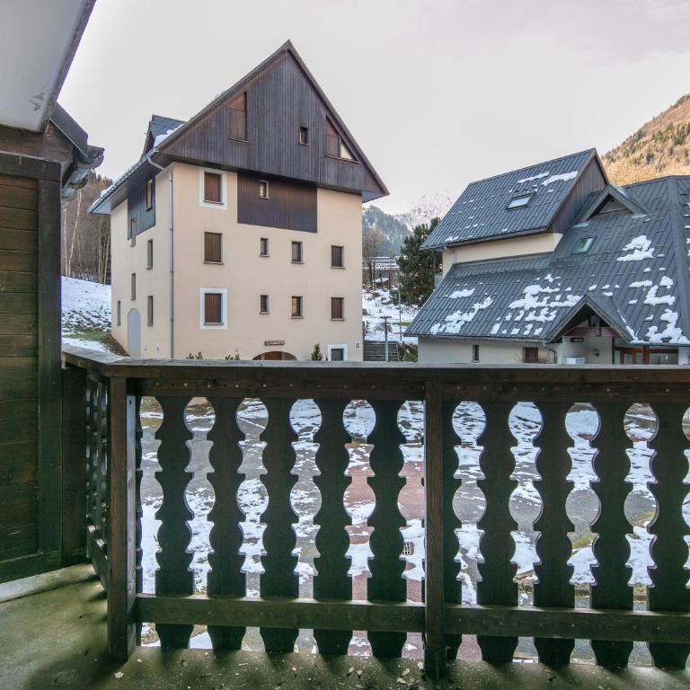 Résidence Vacancéole La Perrière - Appartement 3 Chambres 8 Personnes - 4