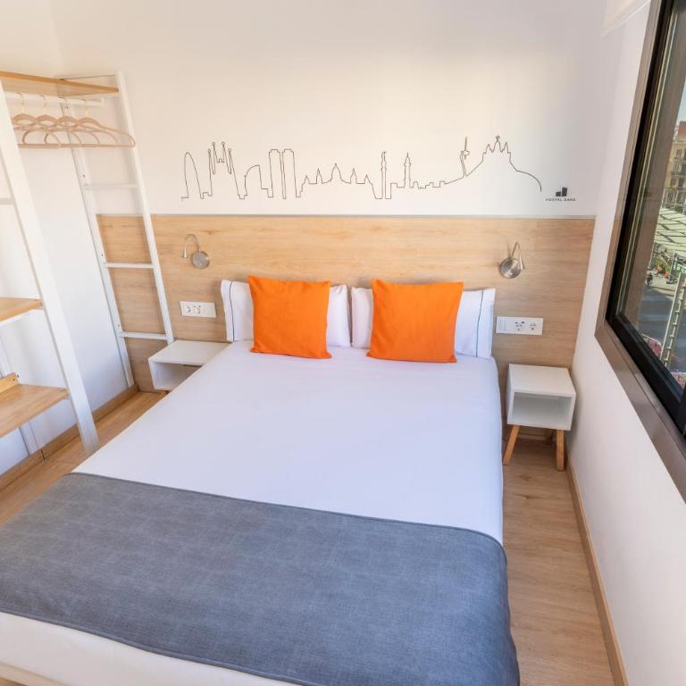 Hostal Sans - Chambre Double Confort - Vue sur Ville - 4