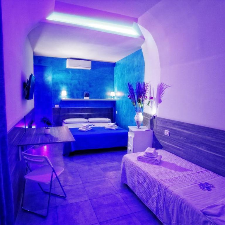 Chiaia Relax - Comfort Triple Room - 13