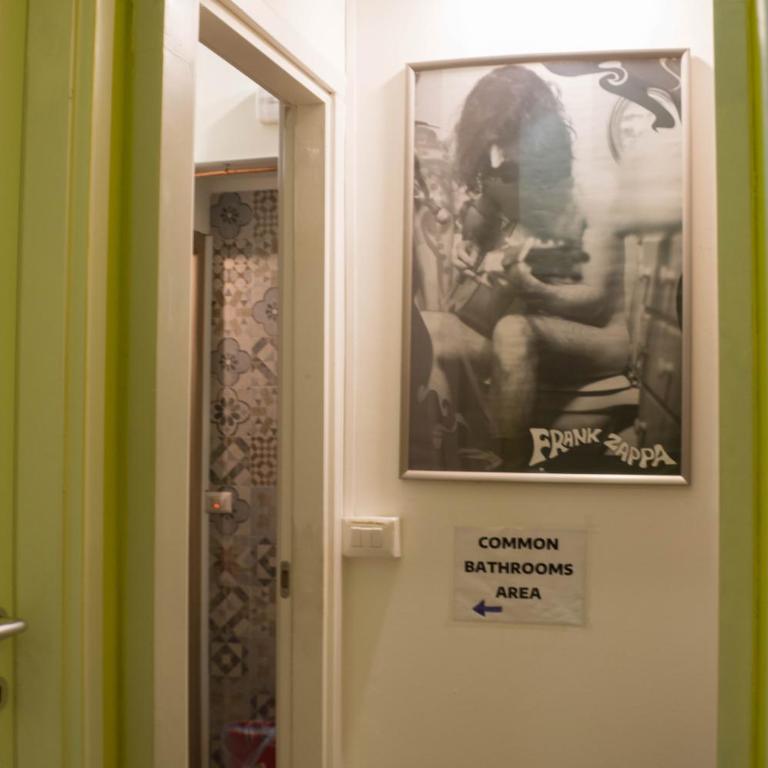 Victoria House Hostel - Posto Letto in Dormitorio Misto con 4 Letti - 8