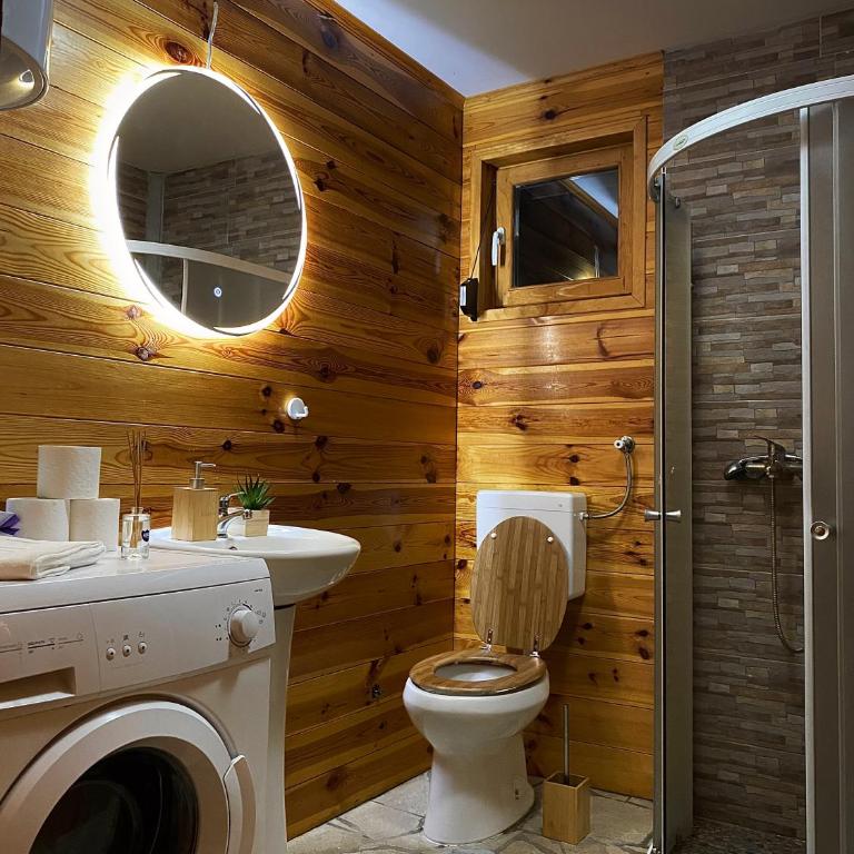 Mountain houses Milovanovic - Three-Bedroom Chalet - 11