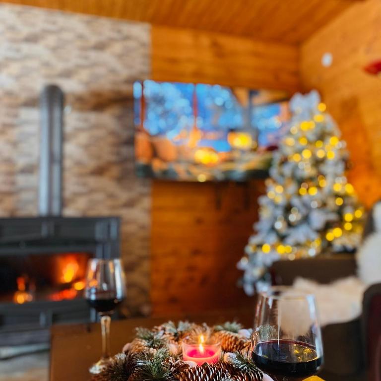 Mountain houses Milovanovic - Three-Bedroom Chalet - 1