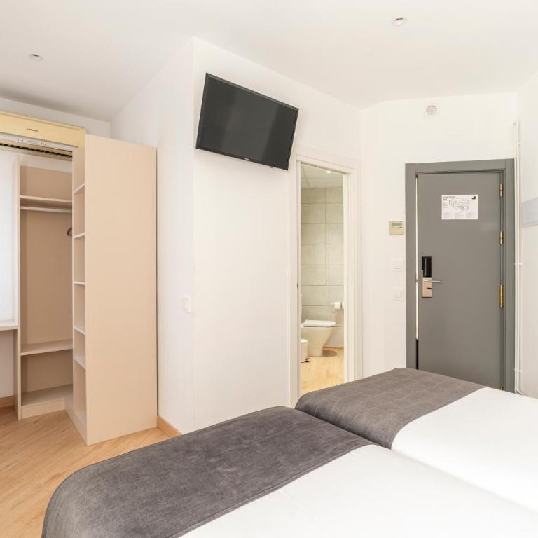 Hostal Sans - Chambre Double Confort - 9