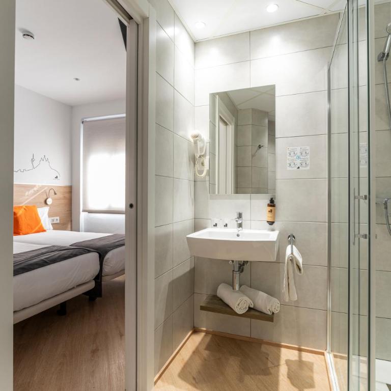 Hostal Sans - Chambre Double Confort - 13