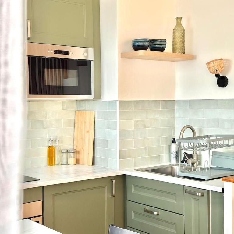 Vue mer imprenable - Balcon, lit king size, parking - Appartement 1 Chambre avec Vue sur la Mer et Balcon - 12