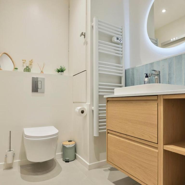 Vue mer imprenable - Balcon, lit king size, parking - Appartement 1 Chambre avec Vue sur la Mer et Balcon - 23