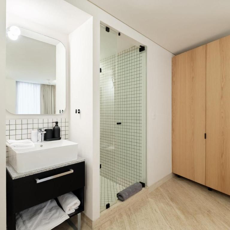 New 1Bed with Rooftop Terrace Beside Parque - Apartamento - 21