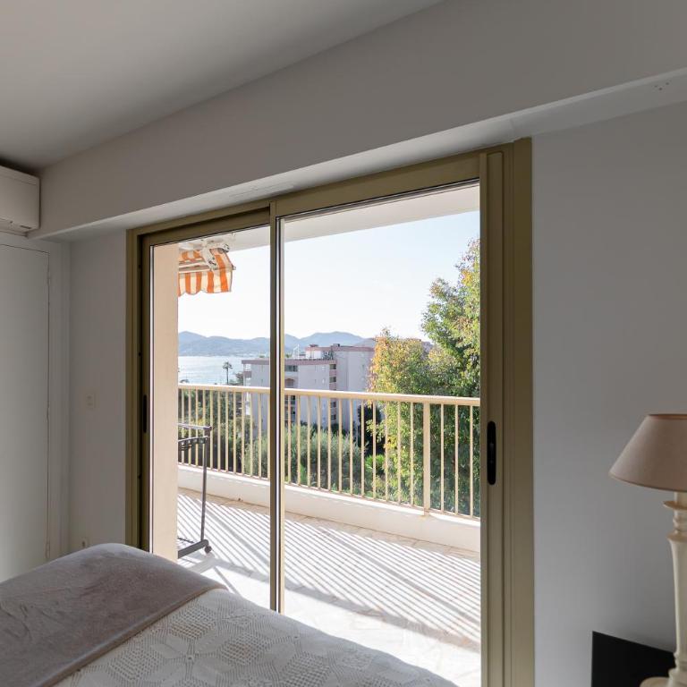 Magnifique appartement vue mer piscine - Appartement 2 Chambres - 17