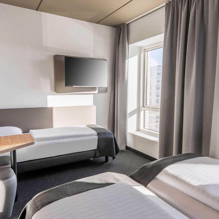 B&B HOTEL Mittenwald - Dreibettzimmer - 2