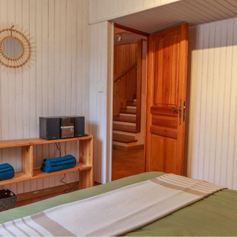 Chalet en Provence avec terrasse dans le village - Two-Bedroom Villa - 7