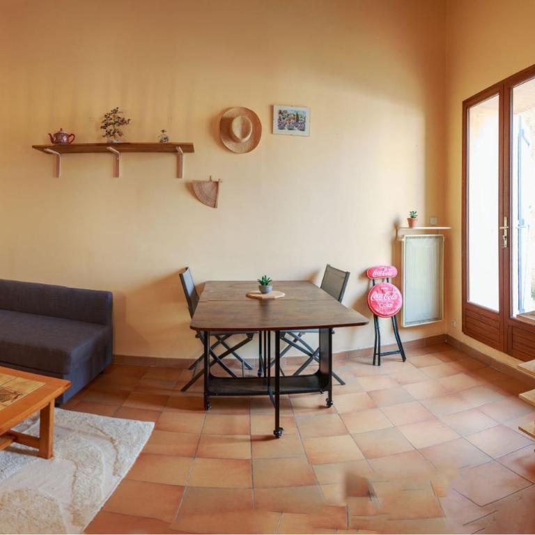 Chalet en Provence avec terrasse dans le village - Two-Bedroom Villa - 5
